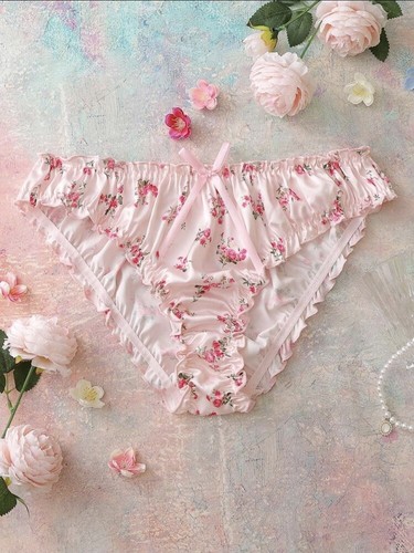 Pink vintage floral print - 💖,